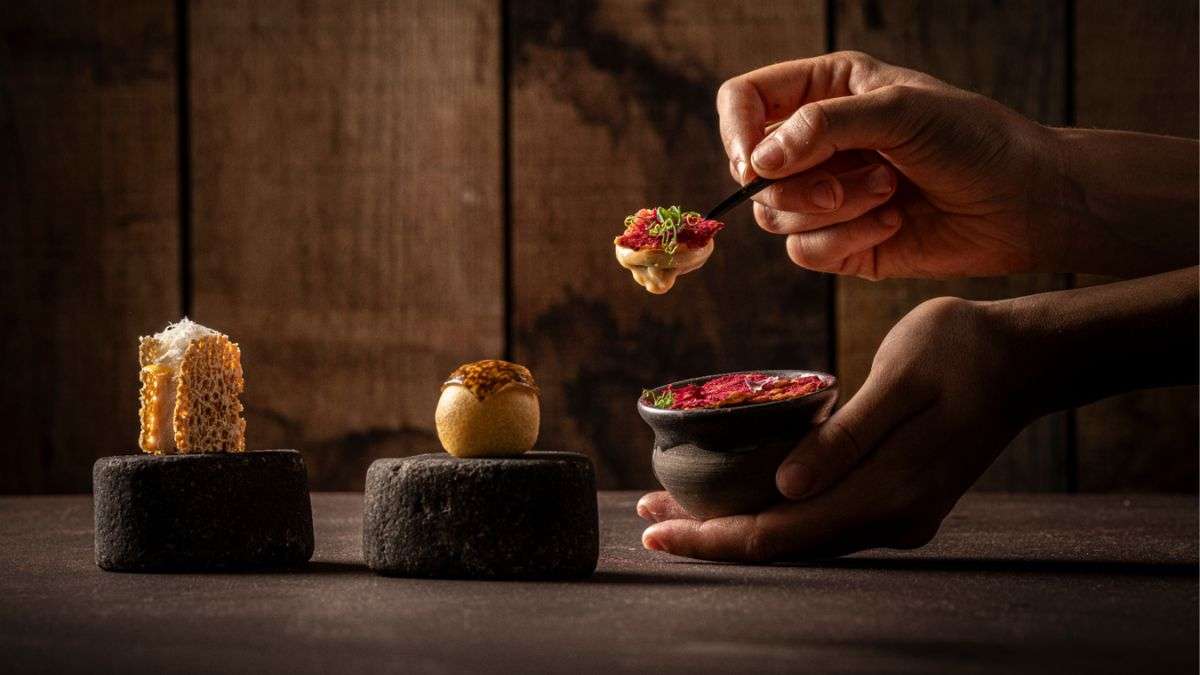 La estrella Michelin de Kamezí cumple un año: "Para llegar a la modernidad primero hay que dominar la tradición" La estrella Michelin de Kamezí cumple un año: "Para llegar a la modernidad primero hay que dominar la tradición"
