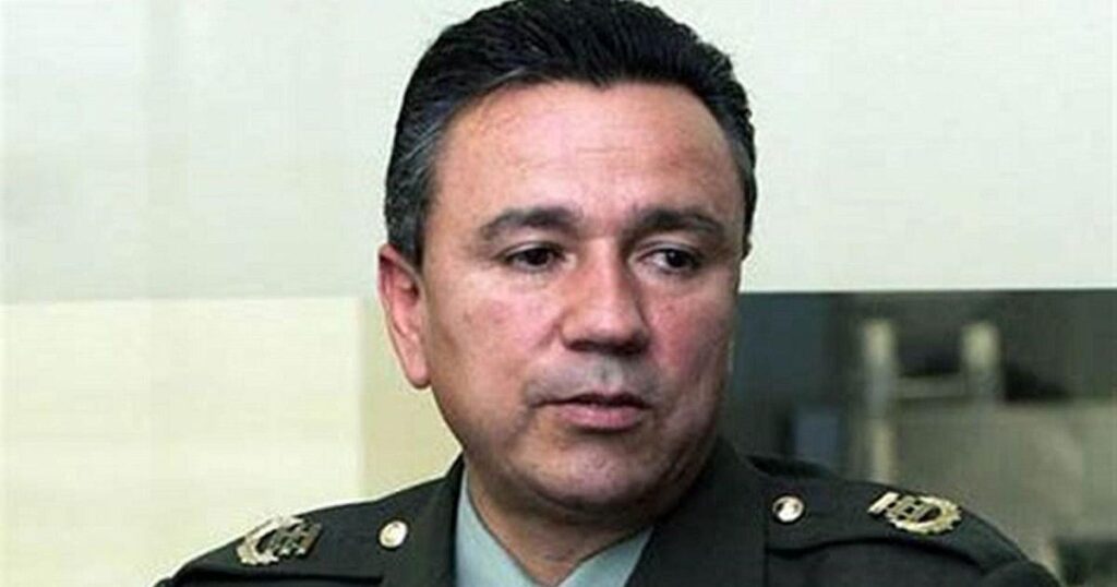 Noticias Medellín: General (r) Mauricio Santoyo no habría aportado a la ver Noticias Medellín: General (r) Mauricio Santoyo no habría aportado a la ver