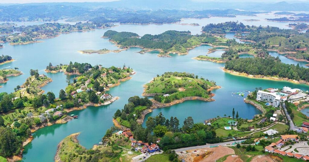 Noticias Antioquia: Piden Alerta Temprana por violencia en Antioquia