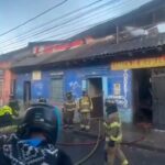 Incendio en barrio Las Cruces de Bogotá; delincuentes aprovechan para robar