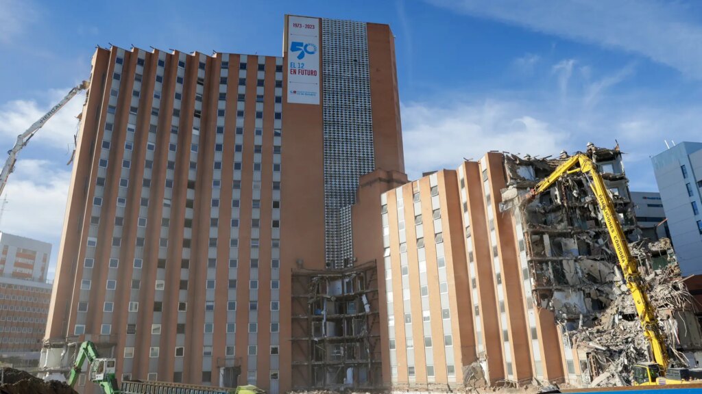 la demolición paso a paso