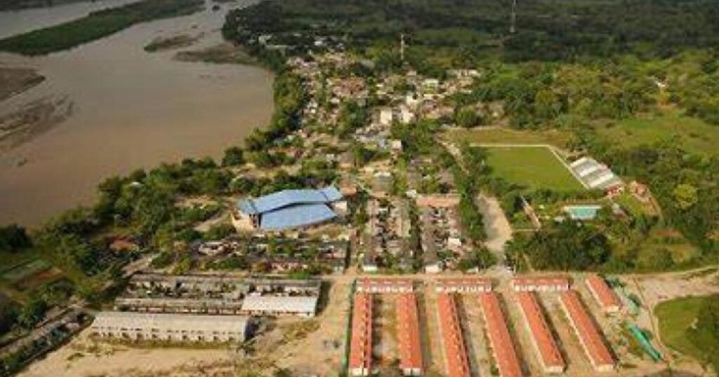 Antioquia: Más de 200 familias afectadas deja el desbordamiento de un río
