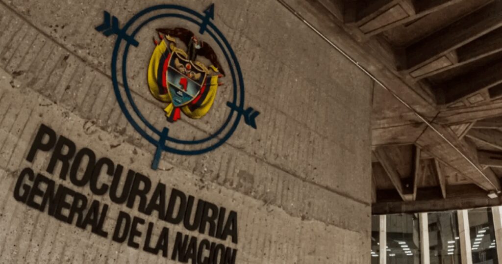 Noticias Medellín: Presunta construcción inmobiliaria en lote de Envigado Noticias Medellín: Presunta construcción inmobiliaria en lote de Envigado