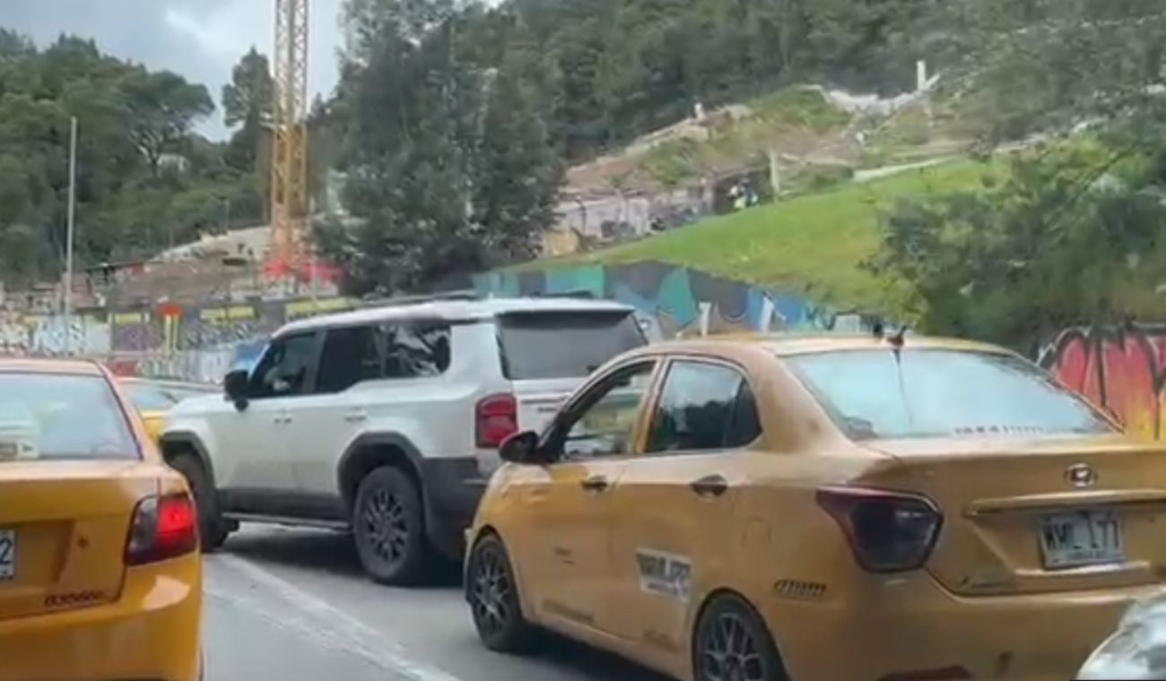 Protesta en la Universidad Distrital colapsa movilidad en el centro