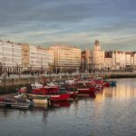 tiene la mayor riqueza media individual del país, según la lista Forbes