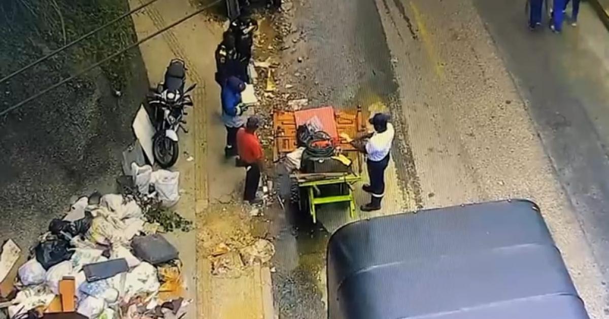 Noticias Medellín: Aumentaron los sancionadas por dejar basuras en la calle Noticias Medellín: Aumentaron los sancionadas por dejar basuras en la calle