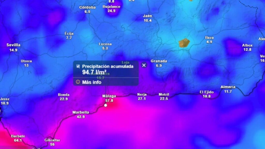 Aviso rojo este domingo por fuertes lluvias en Málaga y alerta naranja en Almería y Granada