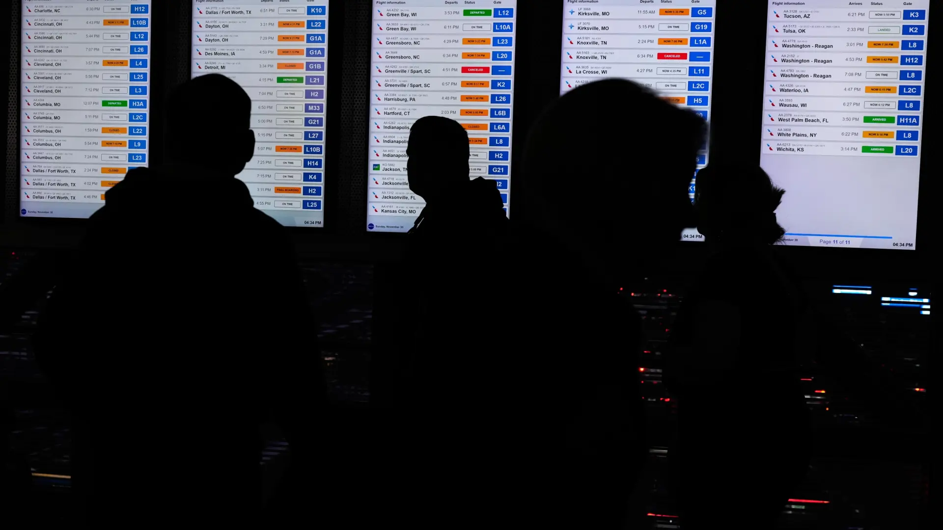 EEUU suspende las solicitudes de inmigración de países en la lista de prohibición de viajes EEUU suspende las solicitudes de inmigración de países en la lista de prohibición de viajes