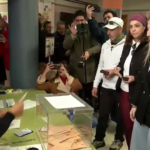 La anécdota entre risas de María Guardiola en su colegio al darse cuenta que se iba a colar: "Perdona, no te he visto"