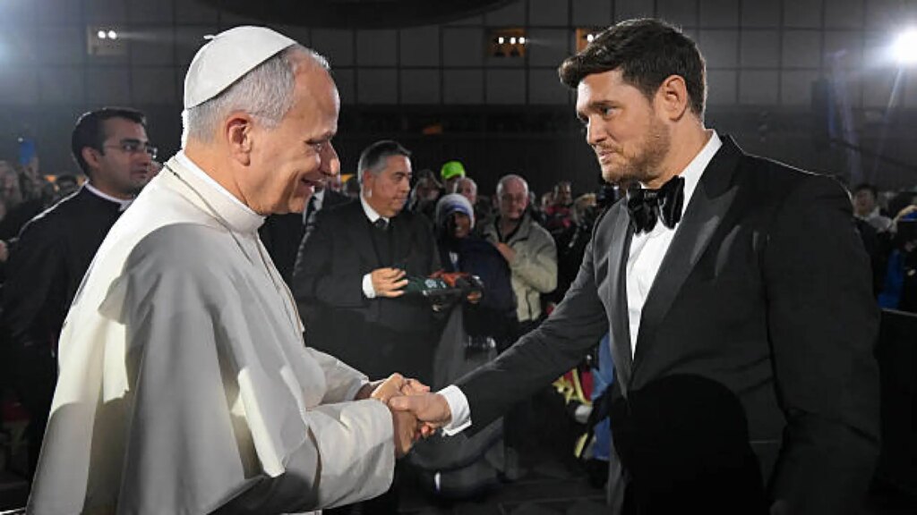 Michael Bublé emociona al Papa León XIV durante el VI Concierto con los Pobres Michael Bublé emociona al Papa León XIV durante el VI Concierto con los Pobres
