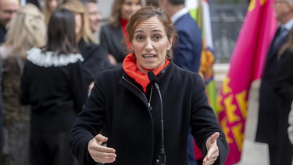 Mónica García anuncia una nueva norma a principios de 2026 que limitará la colaboración público-privada en Sanidad Mónica García anuncia una nueva norma a principios de 2026 que limitará la colaboración público-privada en Sanidad
