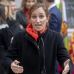 Mónica García anuncia una nueva norma a principios de 2026 que limitará la colaboración público-privada en Sanidad Mónica García anuncia una nueva norma a principios de 2026 que limitará la colaboración público-privada en Sanidad