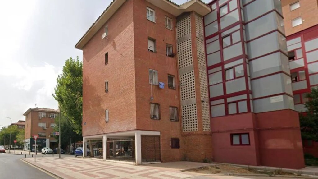 Muere un hombre de 59 años tras recibir varias puñaladas en Madrid Muere un hombre de 59 años tras recibir varias puñaladas en Madrid