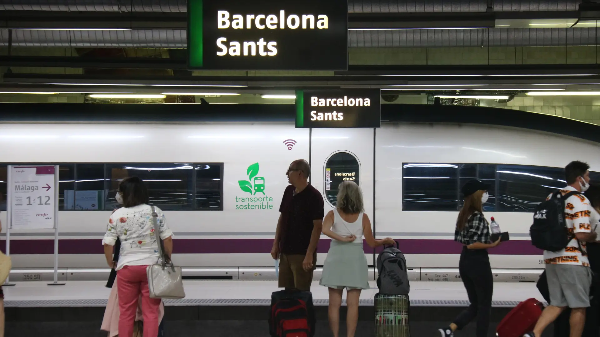 Puente defiende que el AVE Madrid-Barcelona circule a 350km/h porque también unirá Huelva y Cataluña en «menos de 4 horas»