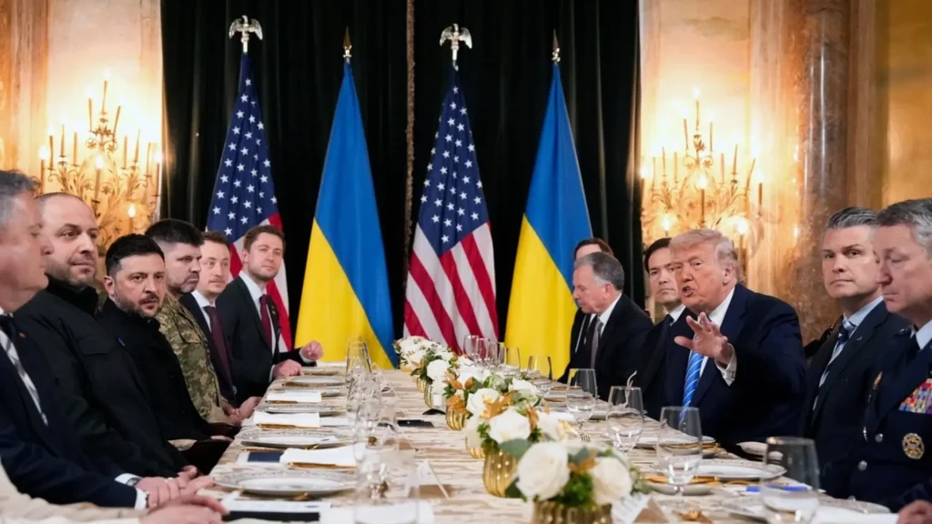 Trump aventura junto a Zelenski que la paz está pactada «al 95%» pero sigue sin resolverse el estatus del Donbás Trump aventura junto a Zelenski que la paz está pactada «al 95%» pero sigue sin resolverse el estatus del Donbás