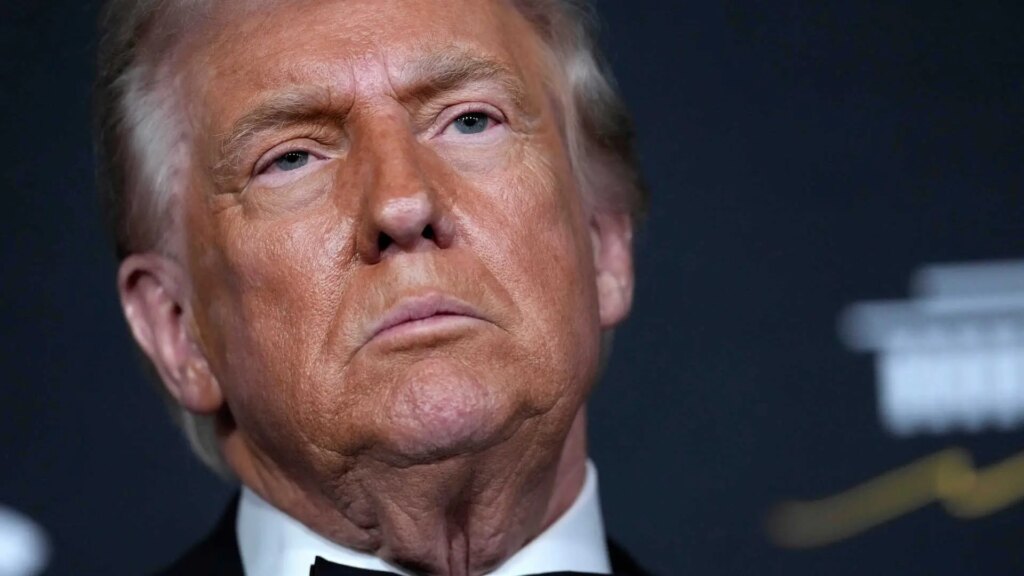Trump carga otra vez contra la UE tras la "desagradable" multa de Bruselas a X: "Europa va por mal camino" Trump carga otra vez contra la UE tras la "desagradable" multa de Bruselas a X: "Europa va por mal camino"