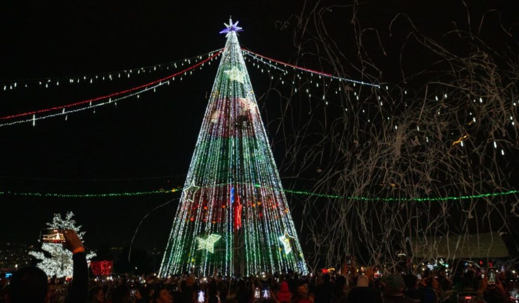 Bogotá encendió el alumbrado navideño: El Tunal se vistió de fiesta Bogotá encendió el alumbrado navideño: El Tunal se vistió de fiesta