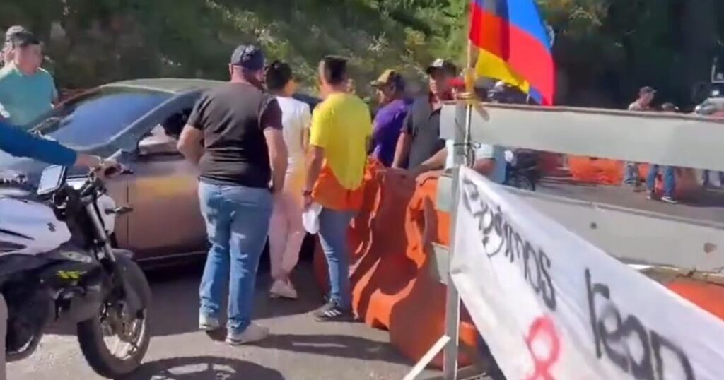 Antioquia: Conductores registran pérdidas por acciones ilegales Antioquia: Conductores registran pérdidas por acciones ilegales