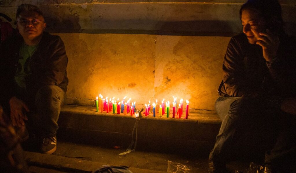 Día de Velitas: origen, significado y a qué hora se prenden las velas Día de Velitas: origen, significado y a qué hora se prenden las velas