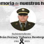 Medellín: asesinaron a un policía en Manrique El Pomar por robarle la moto Medellín: asesinaron a un policía en Manrique El Pomar por robarle la moto