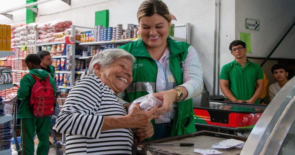 Medellín: Lanzan campaña navideña para combatir el hambre de 1.000 familias