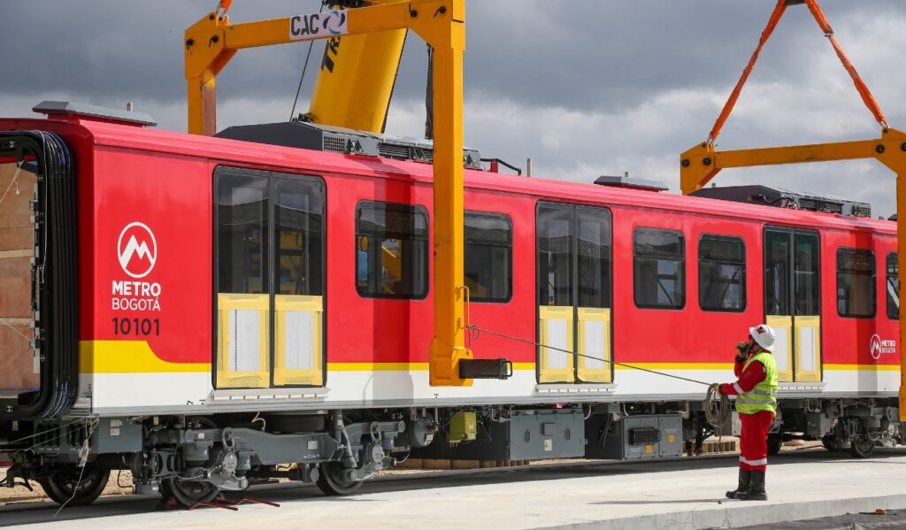 Metro de Bogotá comienza fase de energización: cada vez más cerca de rodar
