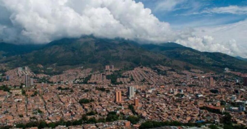 Noticias Antioquia: comerciantes informales en Medellín Noticias Antioquia: comerciantes informales en Medellín