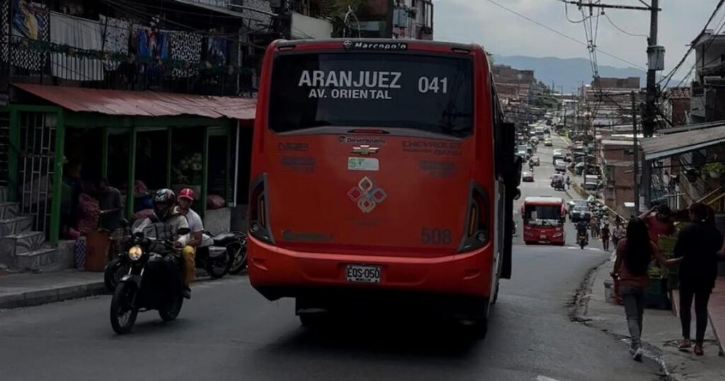 Noticias Medellín: Medellín reestructura 127 rutas de transporte