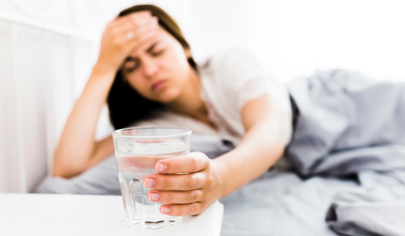 ¿Cómo combatir síntomas del guayabo? Recomendaciones que lo dejan melo