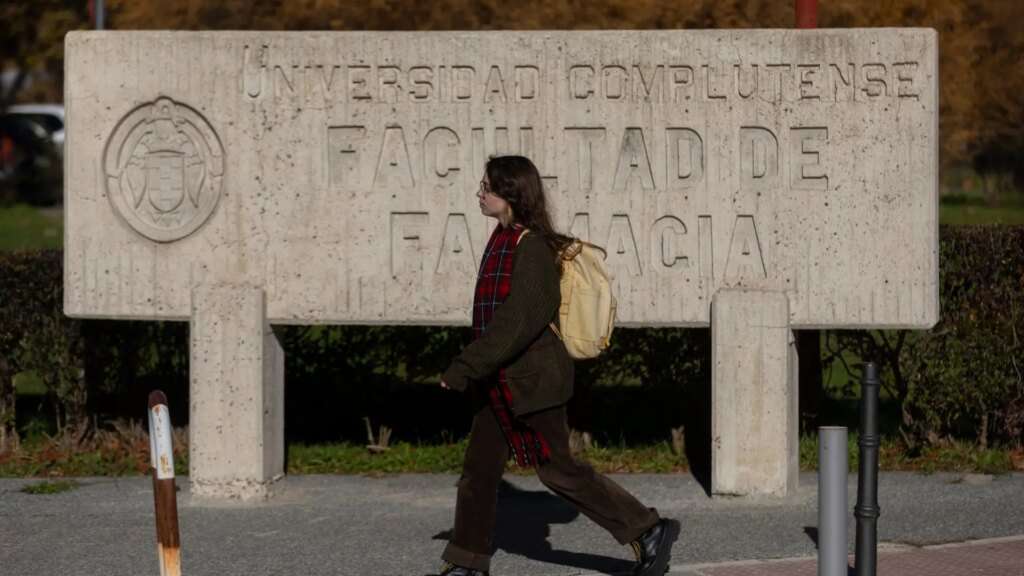 tres de cada diez en España estudian fuera de casa y las habitaciones superan los 400 euros