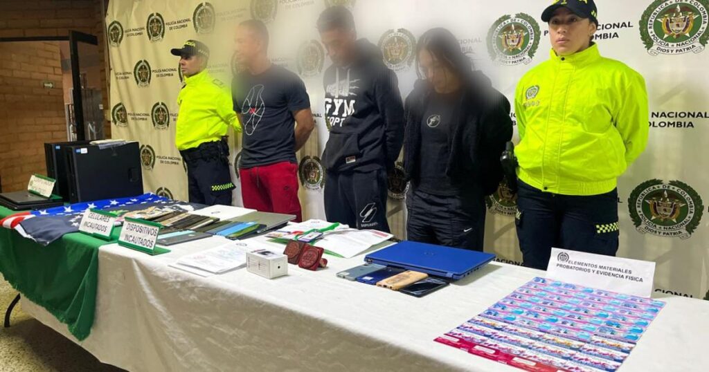 Noticias Medellín: Así operaba la banda que suplantaba agencias de EE. UU. Noticias Medellín: Así operaba la banda que suplantaba agencias de EE. UU.