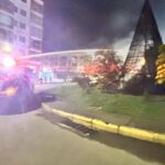 Noticias Antioquia: Buscan al hombre que borracho quemó árbol navideño Noticias Antioquia: Buscan al hombre que borracho quemó árbol navideño