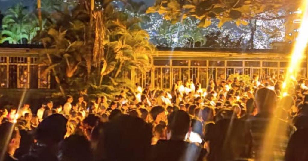 Velatón: Bello despide a los 17 jóvenes del Liceo Antioqueño Velatón: Bello despide a los 17 jóvenes del Liceo Antioqueño