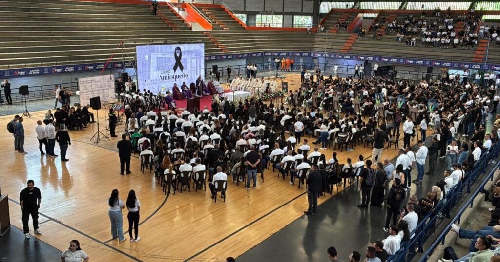 Noticias Antioquia: homenaje a víctimas en Antioquia Noticias Antioquia: homenaje a víctimas en Antioquia