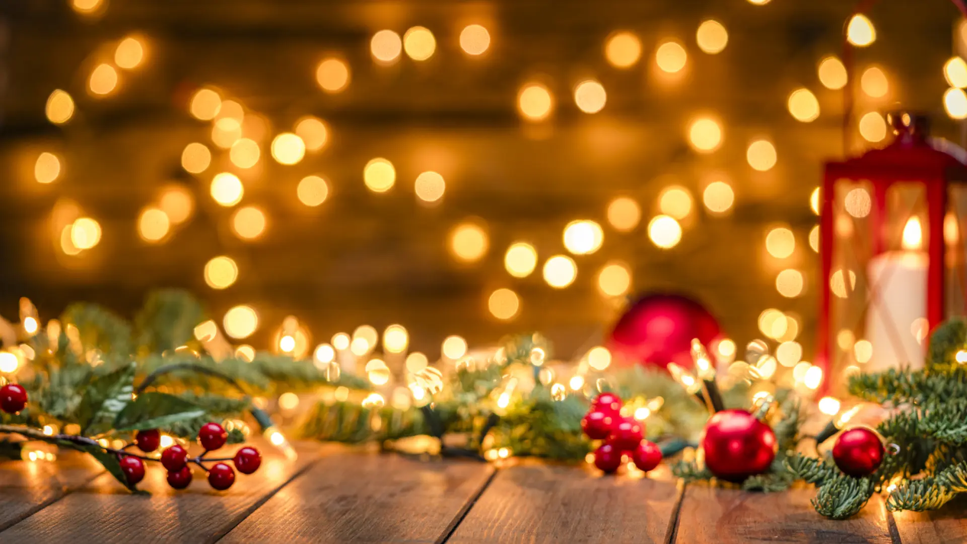¿Cuánta electricidad consumen las luces de Navidad? Esto es lo que debes saber para ahorrar en la factura ¿Cuánta electricidad consumen las luces de Navidad? Esto es lo que debes saber para ahorrar en la factura