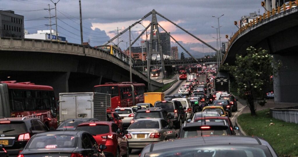 Así quedaron los nuevos precios de licencias, multas y trámites de tránsito en 2026