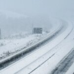 Borrasca Ingrid, en directo | El temporal no da tregua: alerta roja en todo el litoral norte y hay 105 carreteras afectadas por la nieve