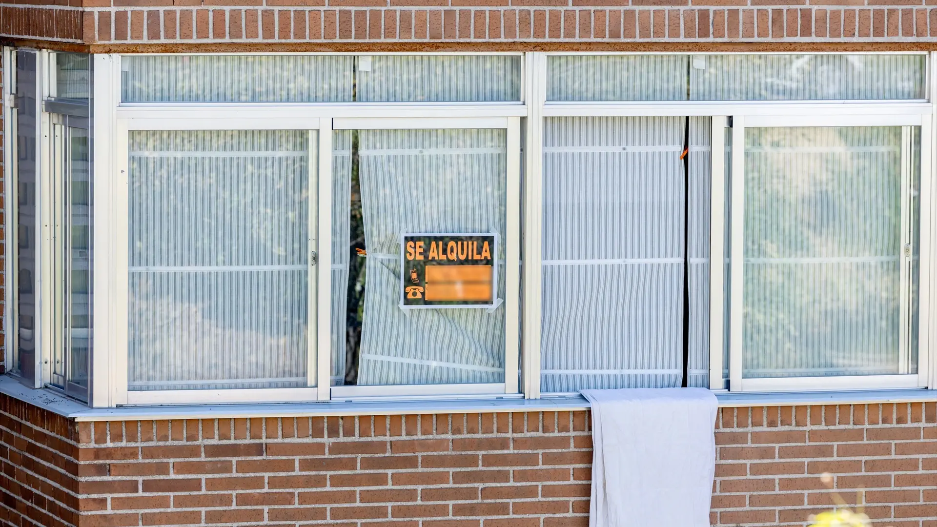 Comprar una vivienda y ponerla a alquilar retorna de media al propietario cerca de 14.000 euros brutos al año