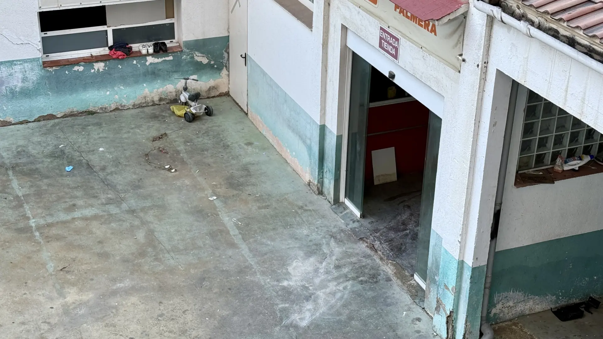 Detenido un hombre como presunto autor de la muerte violenta de una mujer en Hospitalet Detenido un hombre como presunto autor de la muerte violenta de una mujer en Hospitalet