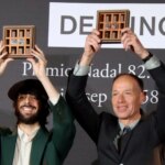El escritor David Uclés gana el 82º Premio Nadal con ‘La ciudad de las luces muertas’