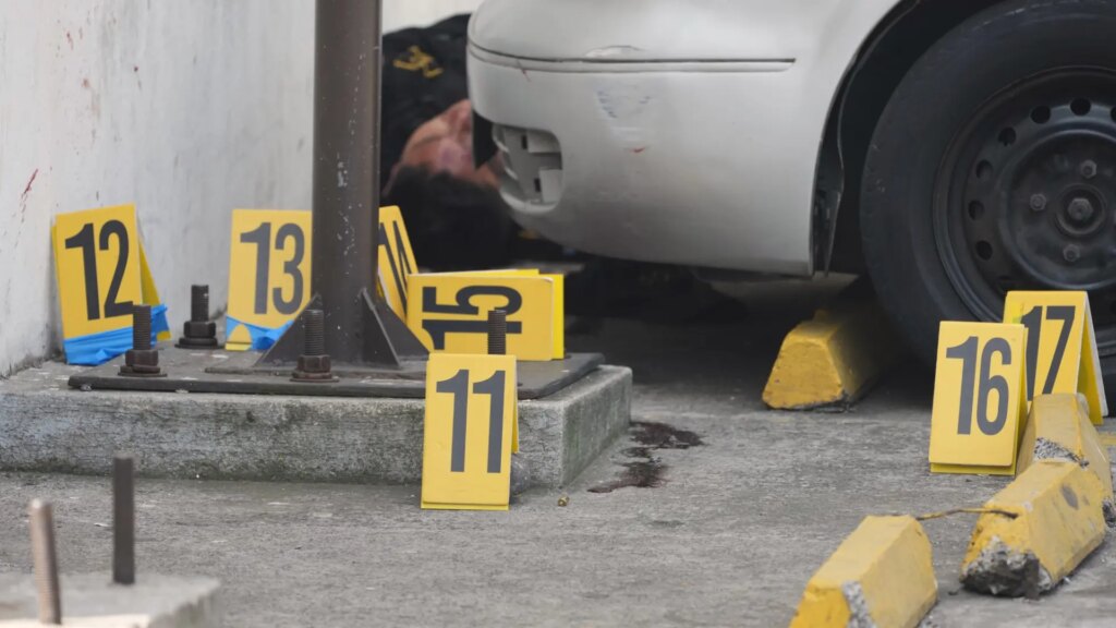 El presidente de Guatemala declara el estado de sitio tras un ataque coordinado por pandilleros que deja ocho policías muertos El presidente de Guatemala declara el estado de sitio tras un ataque coordinado por pandilleros que deja ocho policías muertos