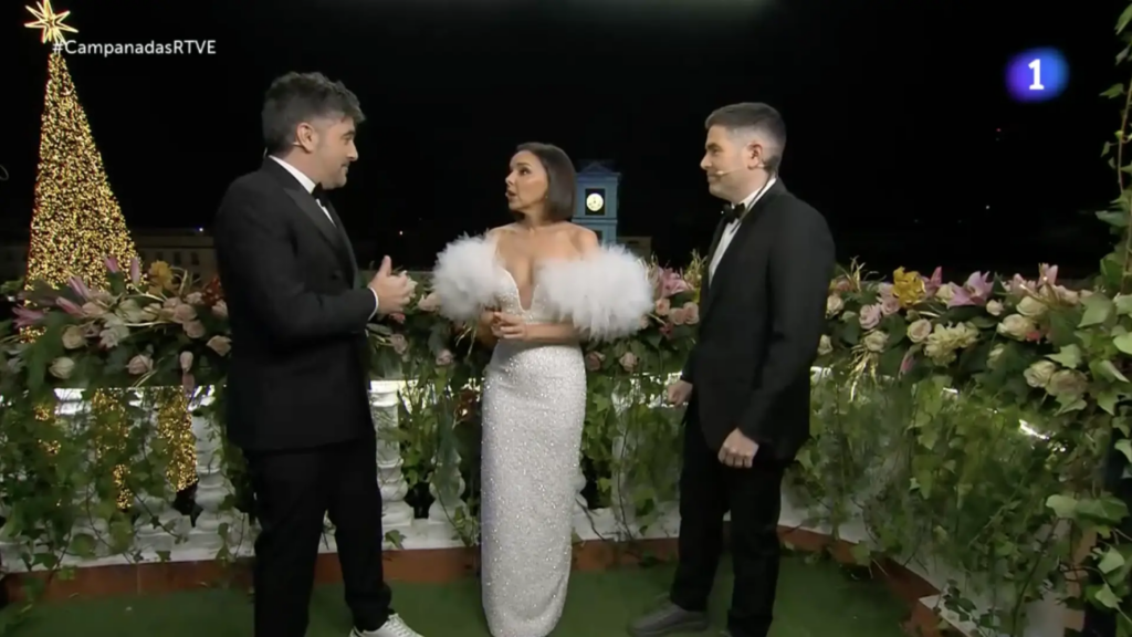 La 1 con Chenoa y Estopa lidera en Nochevieja las campanadas, seguida de Antena 3 con Pedroche y Chicote La 1 con Chenoa y Estopa lidera en Nochevieja las campanadas, seguida de Antena 3 con Pedroche y Chicote