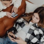 Los diputados franceses aprueban prohibir las redes sociales a menores de 15 años