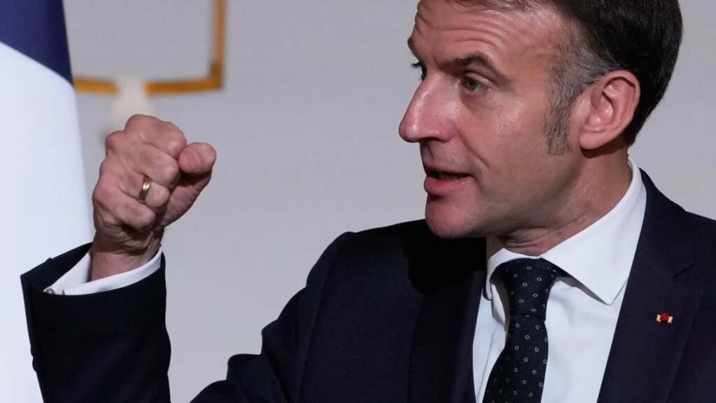 «Los primeros militares franceses ya están en camino»