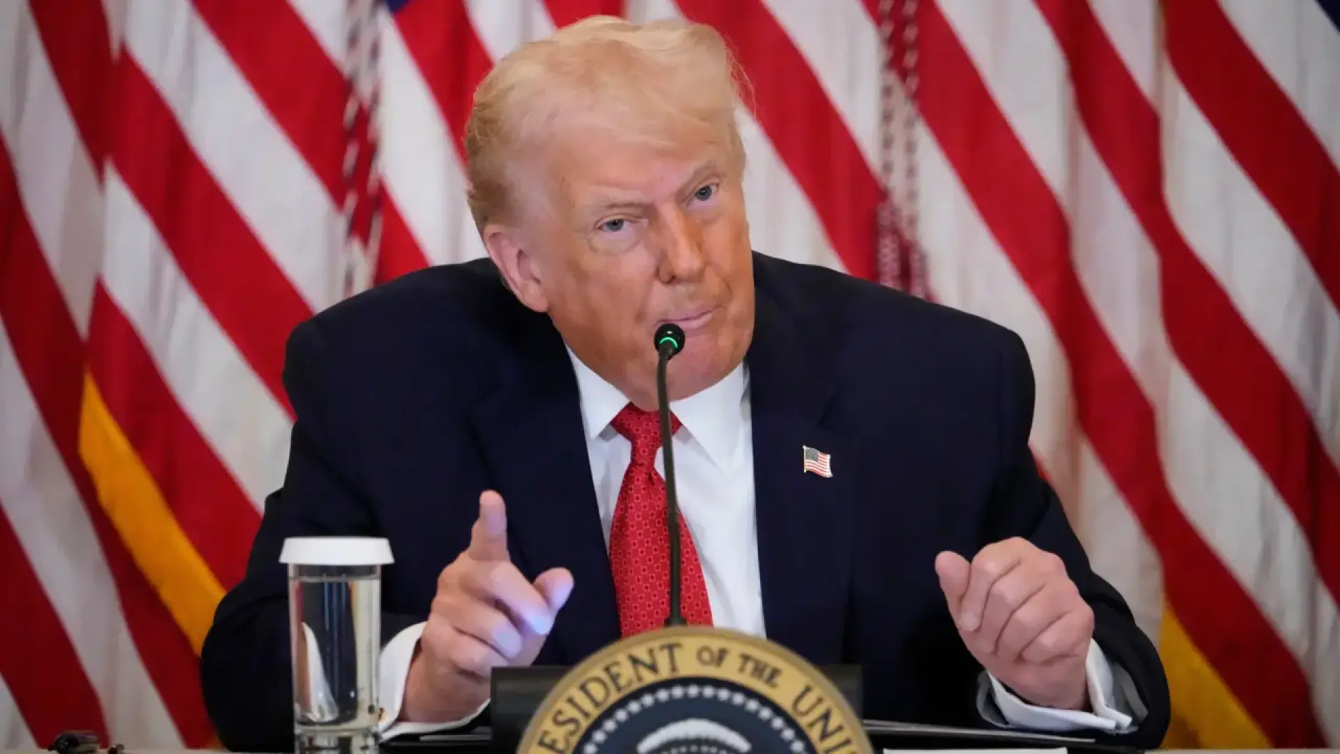 Trump invita a la UE y a Putin a su Junta de Paz en Gaza a cambio de 1.000 millones e Israel rechaza el nuevo Gobierno de la Franja Trump invita a la UE y a Putin a su Junta de Paz en Gaza a cambio de 1.000 millones e Israel rechaza el nuevo Gobierno de la Franja