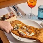 Armando abre en Madrid su primer restaurante: cuando el escalope se convierte en espectáculo