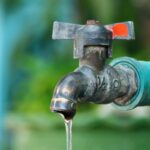 Kennedy y Antonio Nariño sin agua por 27 horas: toco bañarse a totumadas Kennedy y Antonio Nariño sin agua por 27 horas: toco bañarse a totumadas