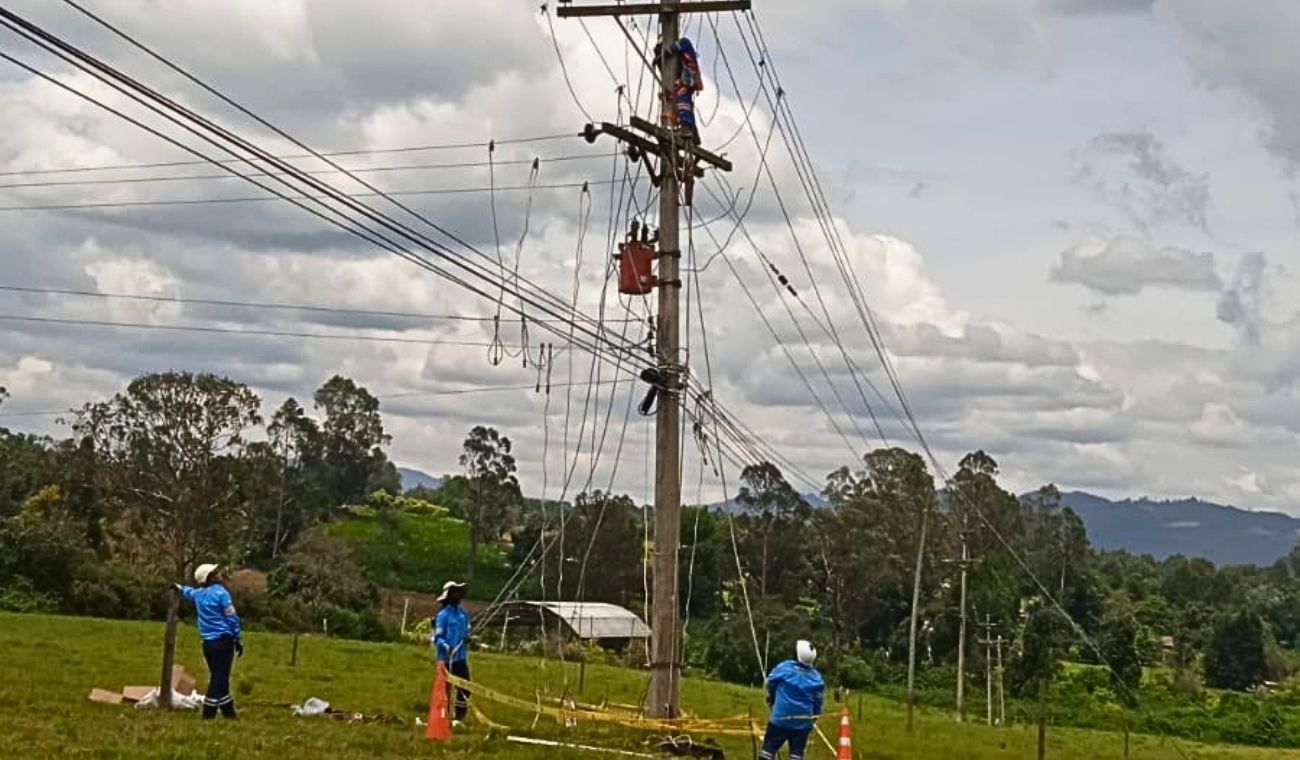 Sin luz este viernes 16 de enero: barrios de Bogotá y Chía con cortes