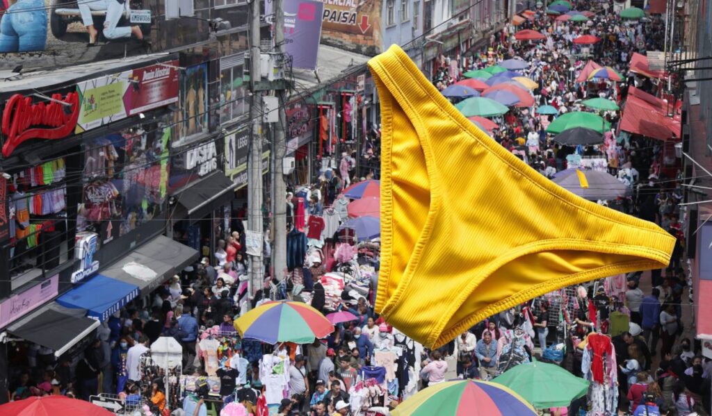 Año Nuevo en Bogotá: ¿cuánto cuesta el cuco amarillo de la buena suerte? Año Nuevo en Bogotá: ¿cuánto cuesta el cuco amarillo de la buena suerte?