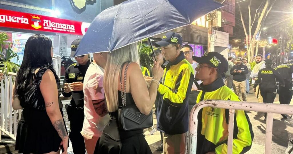 Noticias Medellín: Refuerzan seguridad en Parque Lleras de Medellín